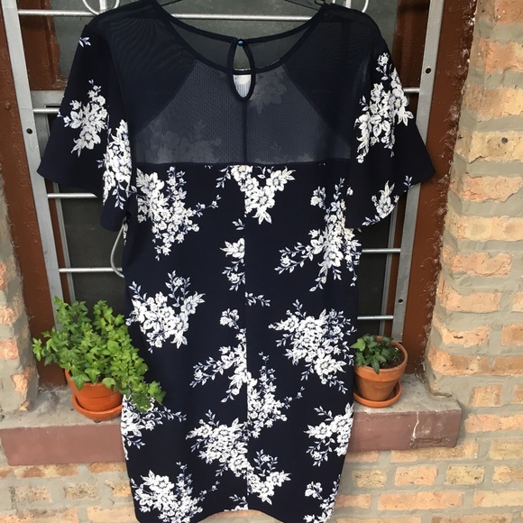 Maurices navy floral sheer shoulder sheath NWT XXL - Picture 2 of 7